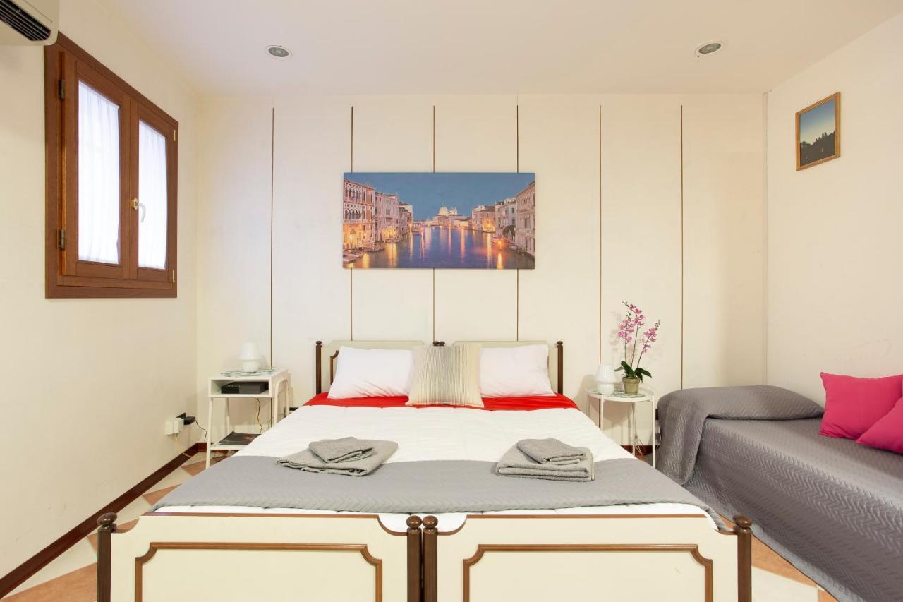 Apartmán Residenza Giulia Benátky Exteriér fotografie